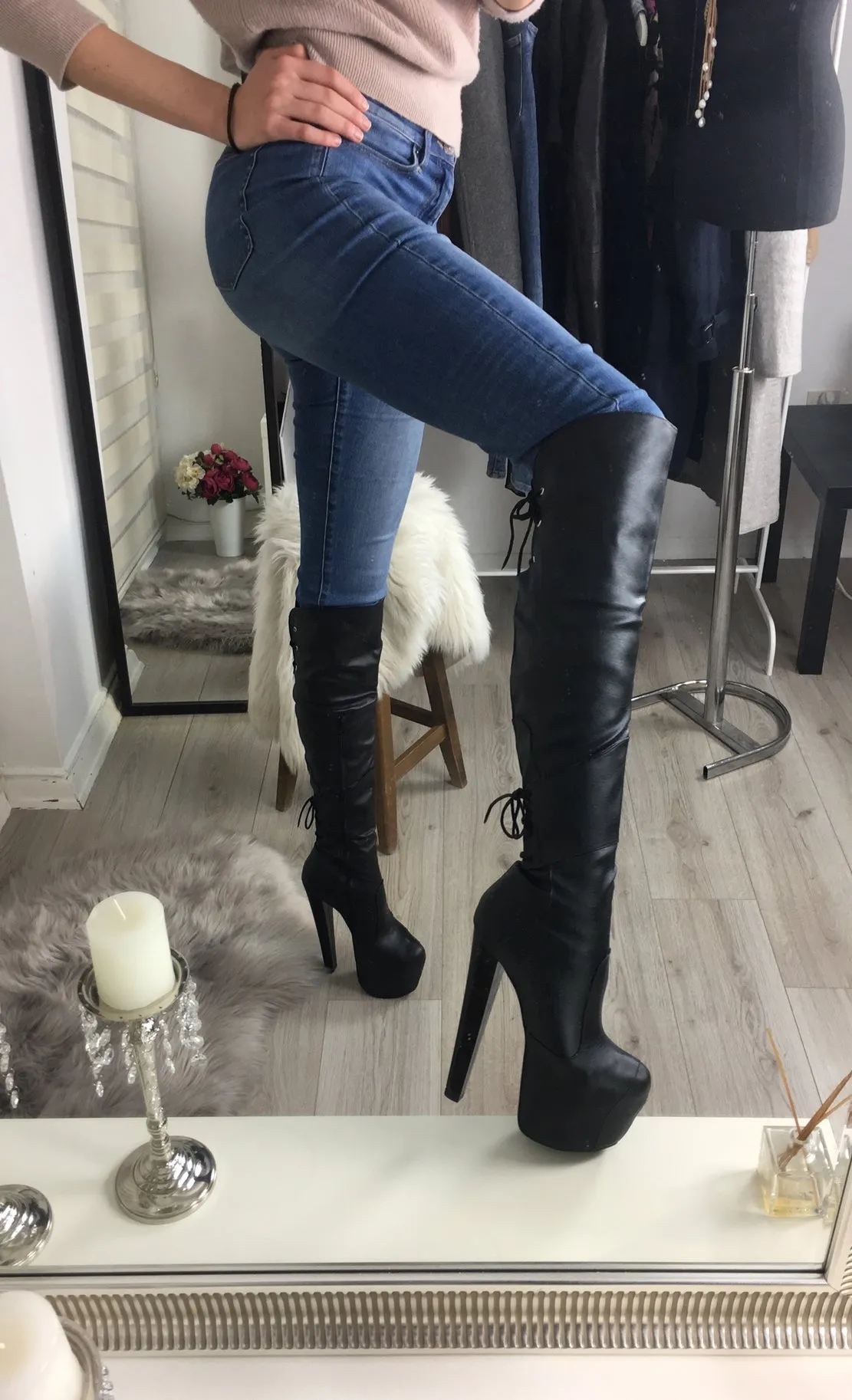 Black Stylish Over The Knee Boots