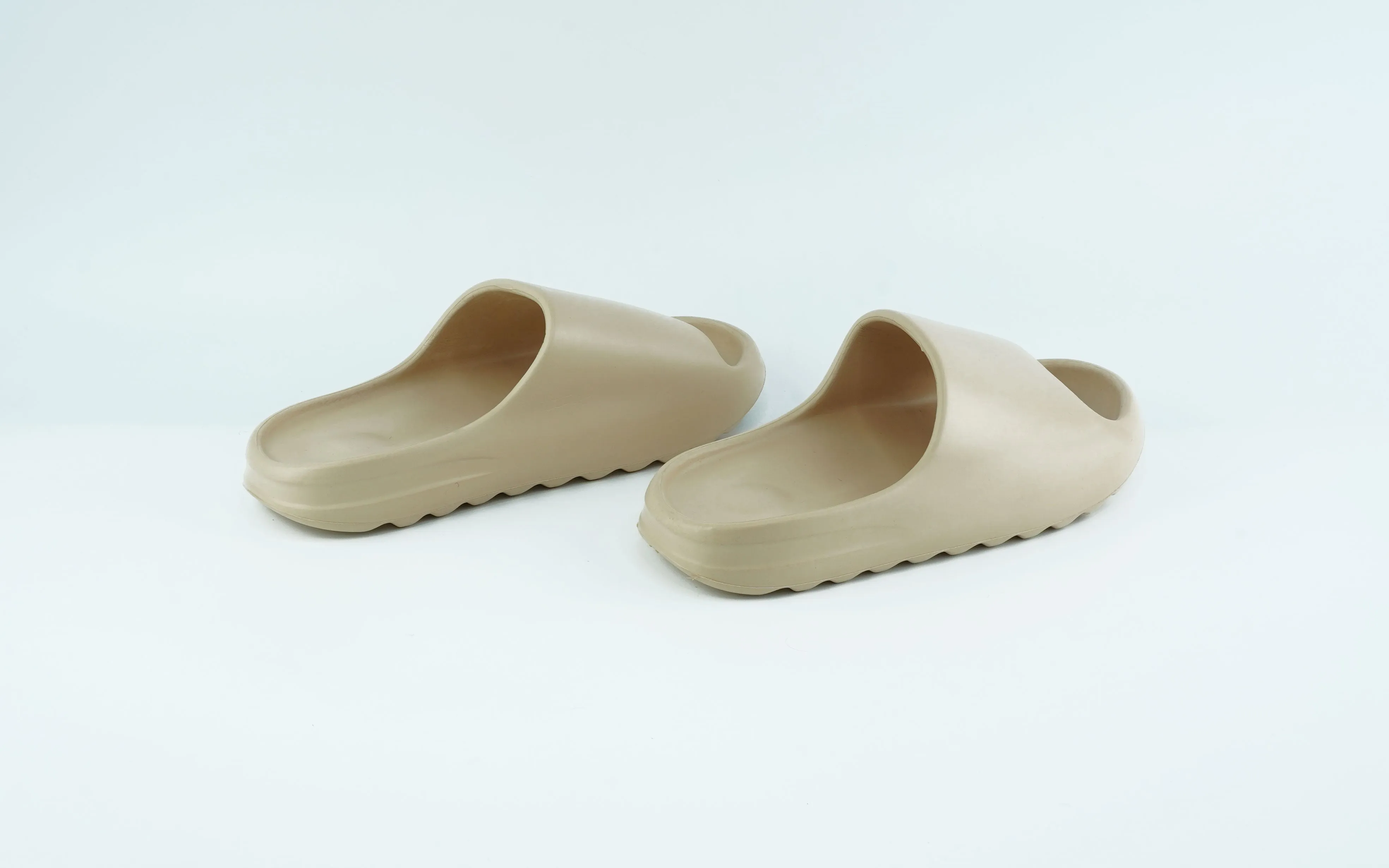 Casual Eva slides for men in khaki