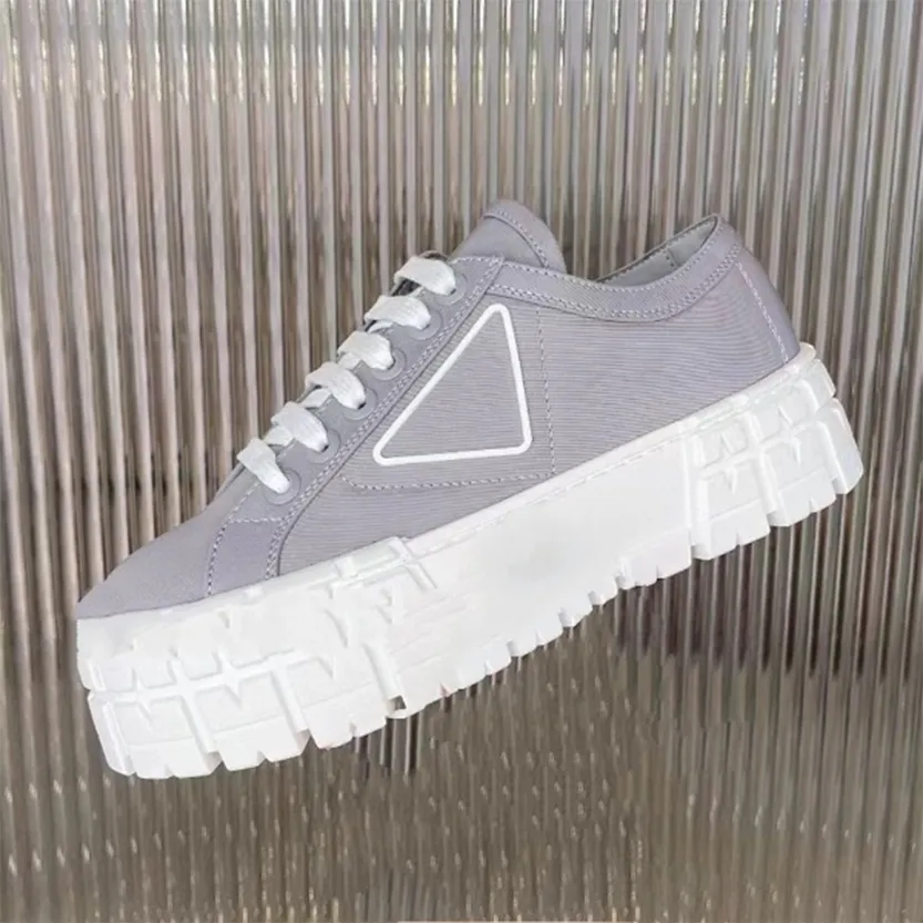 Funki Buys | Shoes | Women's Chunky Heeled Canvas Sneakers