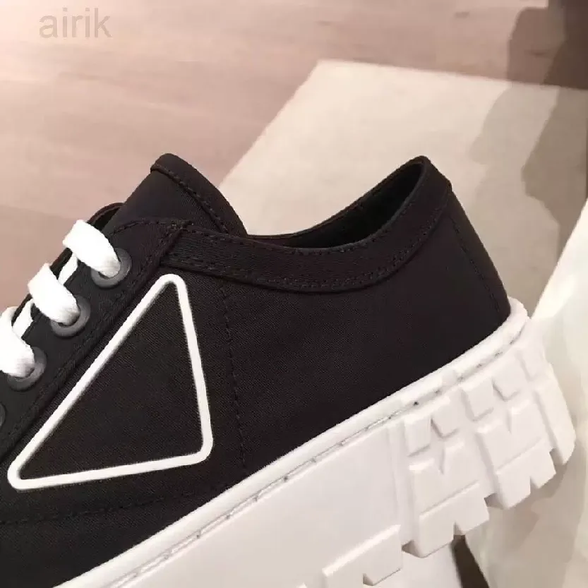 Funki Buys | Shoes | Women's Chunky Heeled Canvas Sneakers